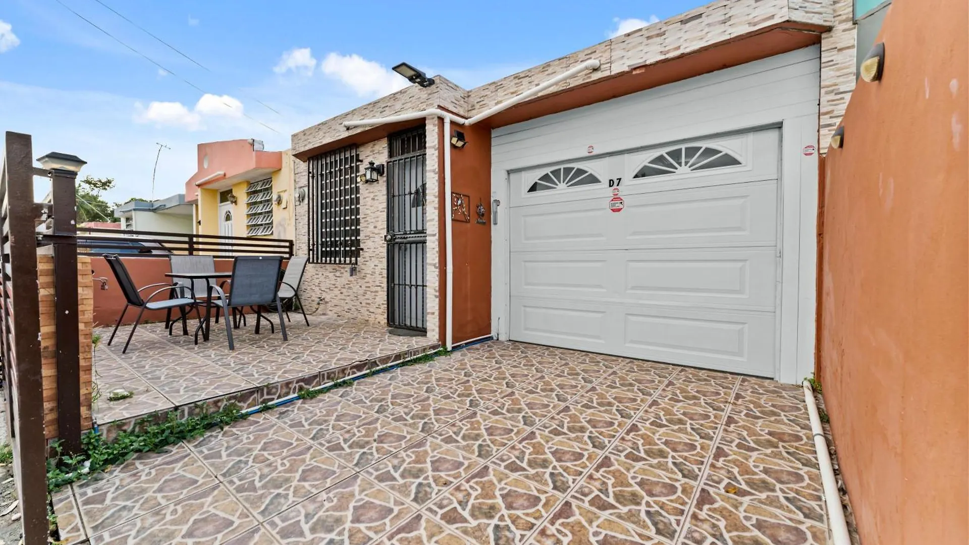 Lupa Guesthouse Affordable Family Home Rincon
